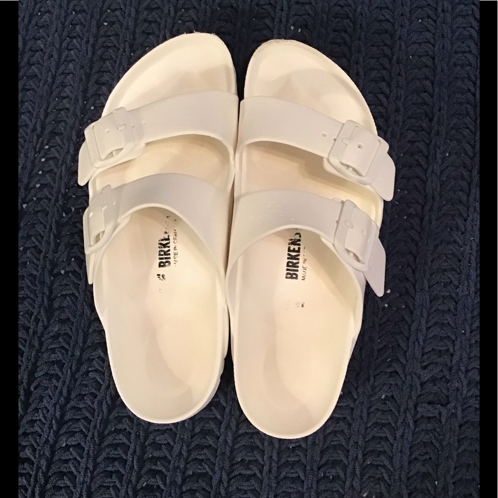 Women’s Birkenstock Sandals, Size 39 (8.5)
